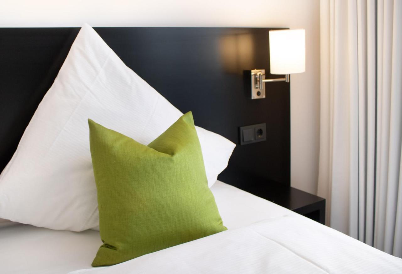 Tu Hotel By Wmm Hotels Tuningen Extérieur photo
